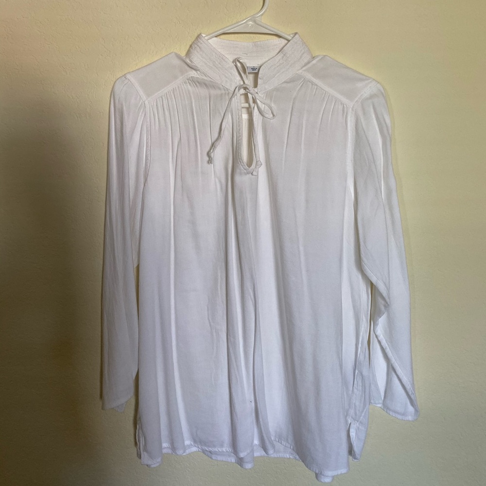 White long sleeve shirt